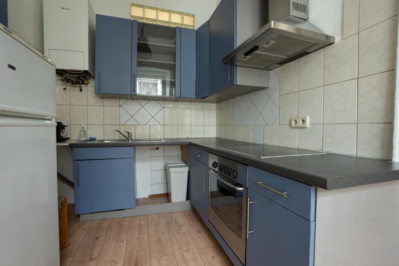 Lovely 1-Bedroom Apartment Next To Praterstern Вена Экстерьер фото