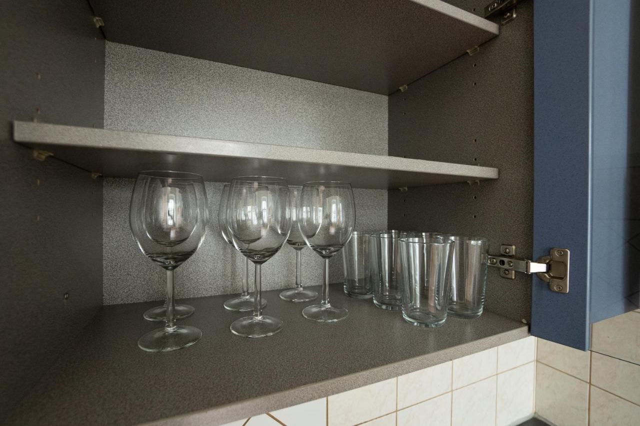Lovely 1-Bedroom Apartment Next To Praterstern Вена Экстерьер фото